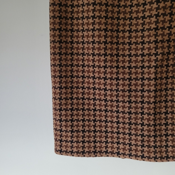 VINTAGE Holt Renfrew Brown Houndstooth Wool Blend Pencil Skirt - Picture 3 of 8